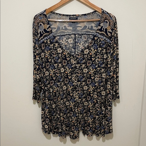 Lucky Brand Tops - Lucky Brand Blue Floral V-Neck Button-down Top - Soft Knit Tunic, Size 3X